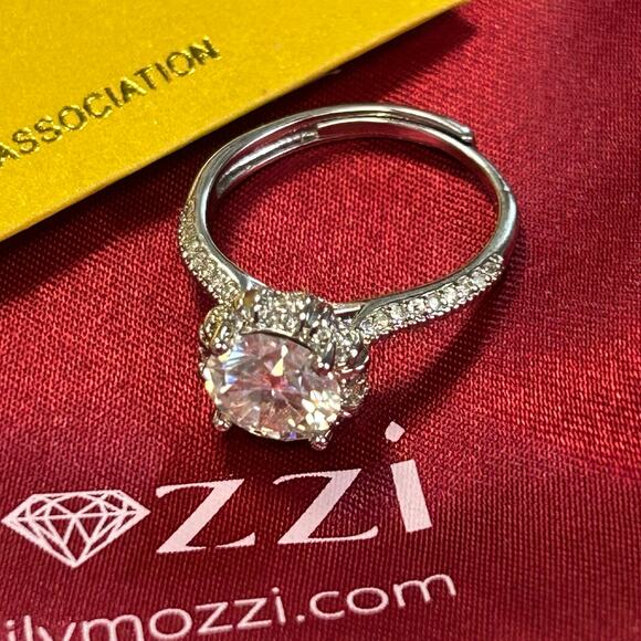 Genuine 2.0ct‎ Moissanite ring-size 7 sterling silver adjustable GRA certified